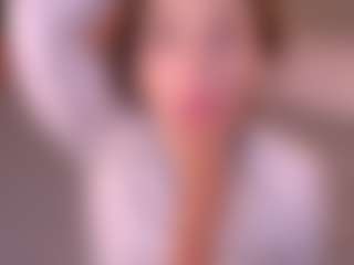 Bllowjoyy's Live Sex Cam Show