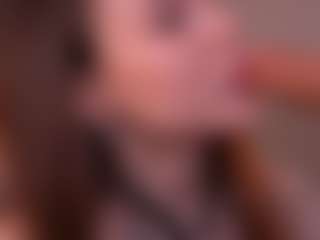Bllowjoyy's Live Sex Cam Show