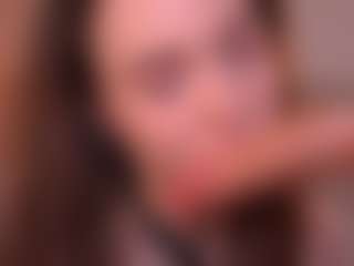 Bllowjoyy's Live Sex Cam Show