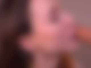 Bllowjoyy's Live Sex Cam Show