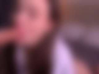 Bllowjoyy's Live Sex Cam Show