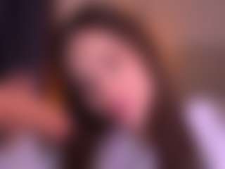 Bllowjoyy's Live Sex Cam Show
