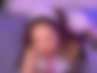 Bllowjoyy's Live Sex Cam Show