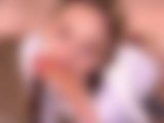 Bllowjoyy's Live Sex Cam Show