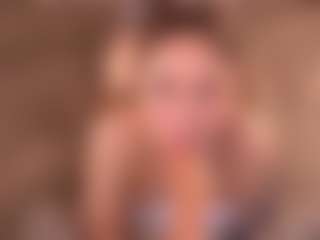 Bllowjoyy's Live Sex Cam Show