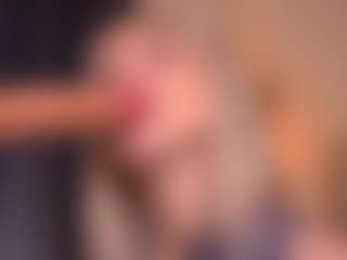 Bllowjoyy's Live Sex Cam Show