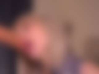 Bllowjoyy's Live Sex Cam Show