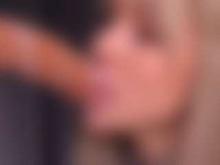 Bllowjoyy's Live Sex Cam Show