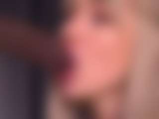 Bllowjoyy's Live Sex Cam Show
