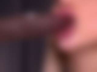 Live cam show with Bllowjoyy - Smoking on CamwithHer