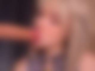 Bllowjoyy's Live Sex Cam Show
