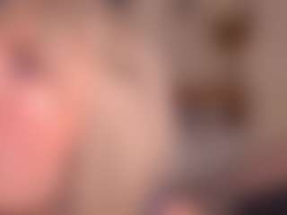 Live cam show with Bllowjoyy - College on Dare Cams