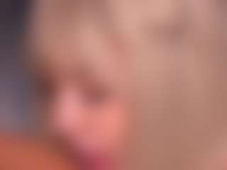 Live cam show with Bllowjoyy - Big Tits on CamClone
