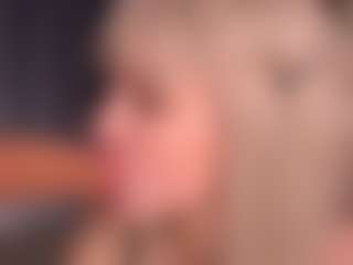 Bllowjoyy's Live Sex Cam Show