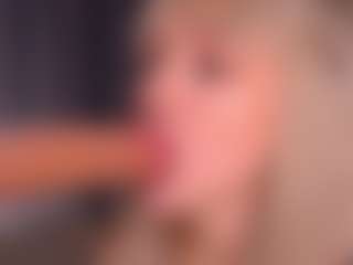 Bllowjoyy's Live Sex Cam Show