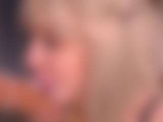 Bllowjoyy's Live Sex Cam Show
