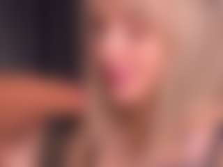 Bllowjoyy's Live Sex Cam Show