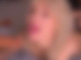Bllowjoyy's Live Sex Cam Show