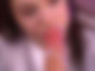 Bllowjoyy's Live Sex Cam Show