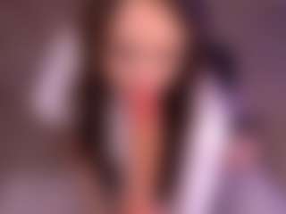 Bllowjoyy's Live Sex Cam Show