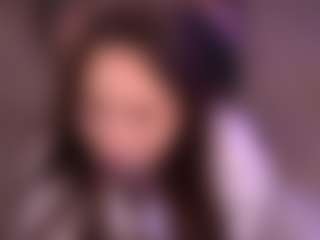Bllowjoyy's Live Sex Cam Show