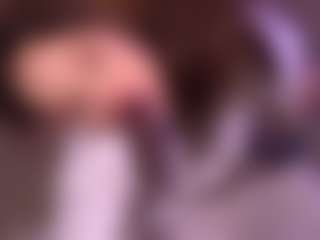 Bllowjoyy's Live Sex Cam Show