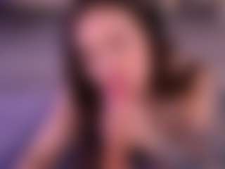 Bllowjoyy's Live Sex Cam Show