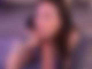 Bllowjoyy's Live Sex Cam Show