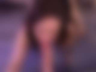 Bllowjoyy's Live Sex Cam Show