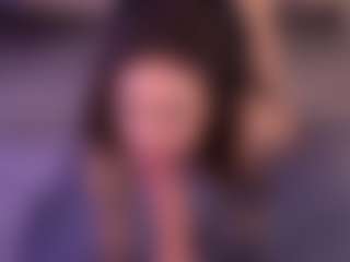 Bllowjoyy's Live Sex Cam Show