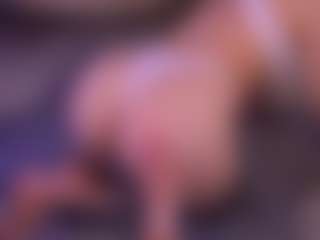 Bllowjoyy's Live Sex Cam Show