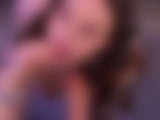 Bllowjoyy's Live Sex Cam Show