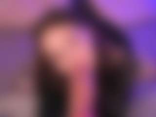 Bllowjoyy's Live Sex Cam Show