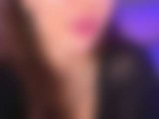 Bllowjoyy's Live Sex Cam Show
