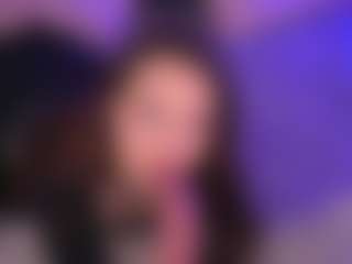 Bllowjoyy's Live Sex Cam Show