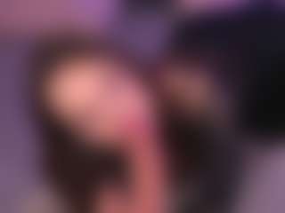Bllowjoyy's Live Sex Cam Show
