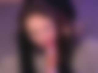 Bllowjoyy's Live Sex Cam Show