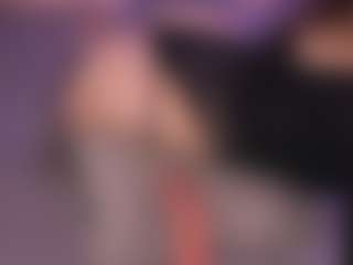 Bllowjoyy's Live Sex Cam Show