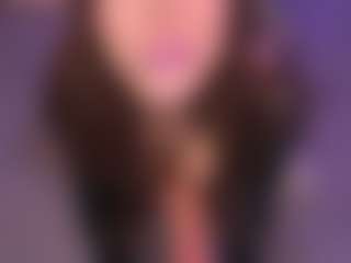 Bllowjoyy's Live Sex Cam Show