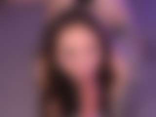 Bllowjoyy's Live Sex Cam Show
