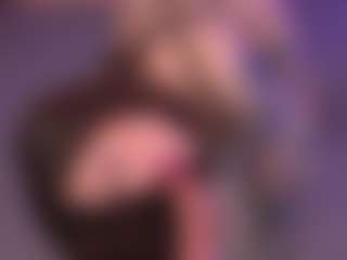 Bllowjoyy's Live Sex Cam Show
