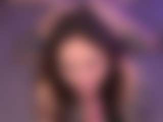 Bllowjoyy's Live Sex Cam Show