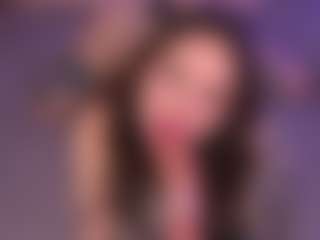 Bllowjoyy's Live Sex Cam Show