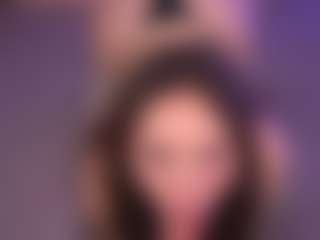 Bllowjoyy's Live Sex Cam Show