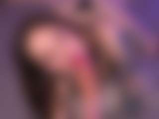Bllowjoyy's Live Sex Cam Show