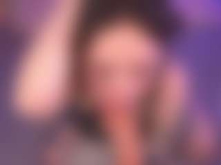 Bllowjoyy's Live Sex Cam Show