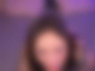 Bllowjoyy's Live Sex Cam Show