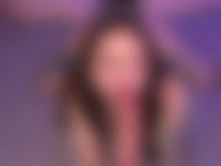 Bllowjoyy's Live Sex Cam Show