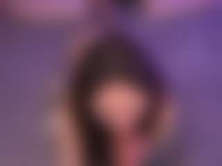 Bllowjoyy's Live Sex Cam Show
