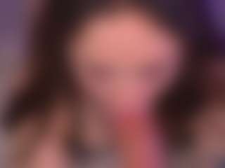 Bllowjoyy's Live Sex Cam Show